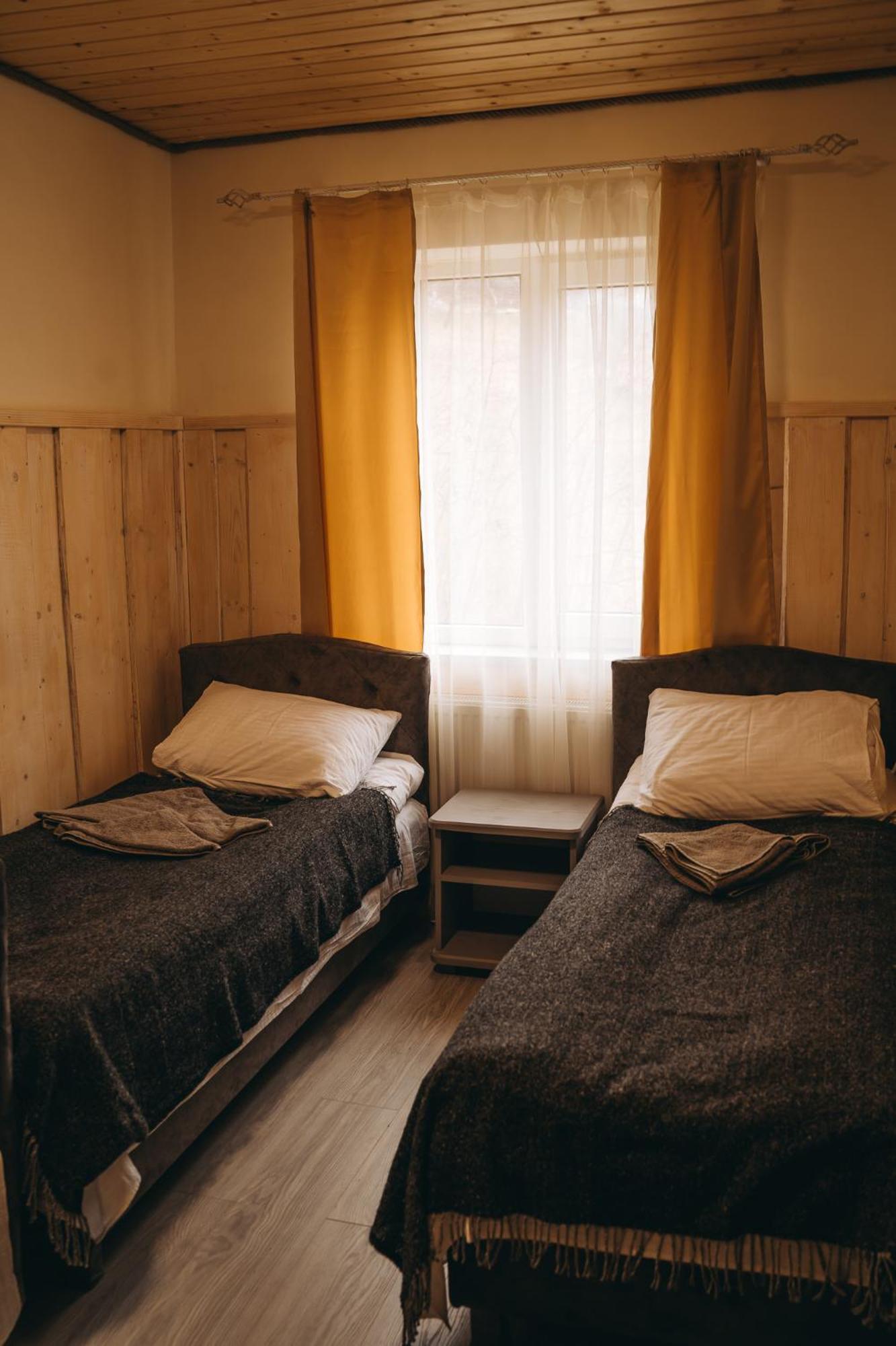 Sv Hotel&Camp Lazeshchyna Bagian luar foto