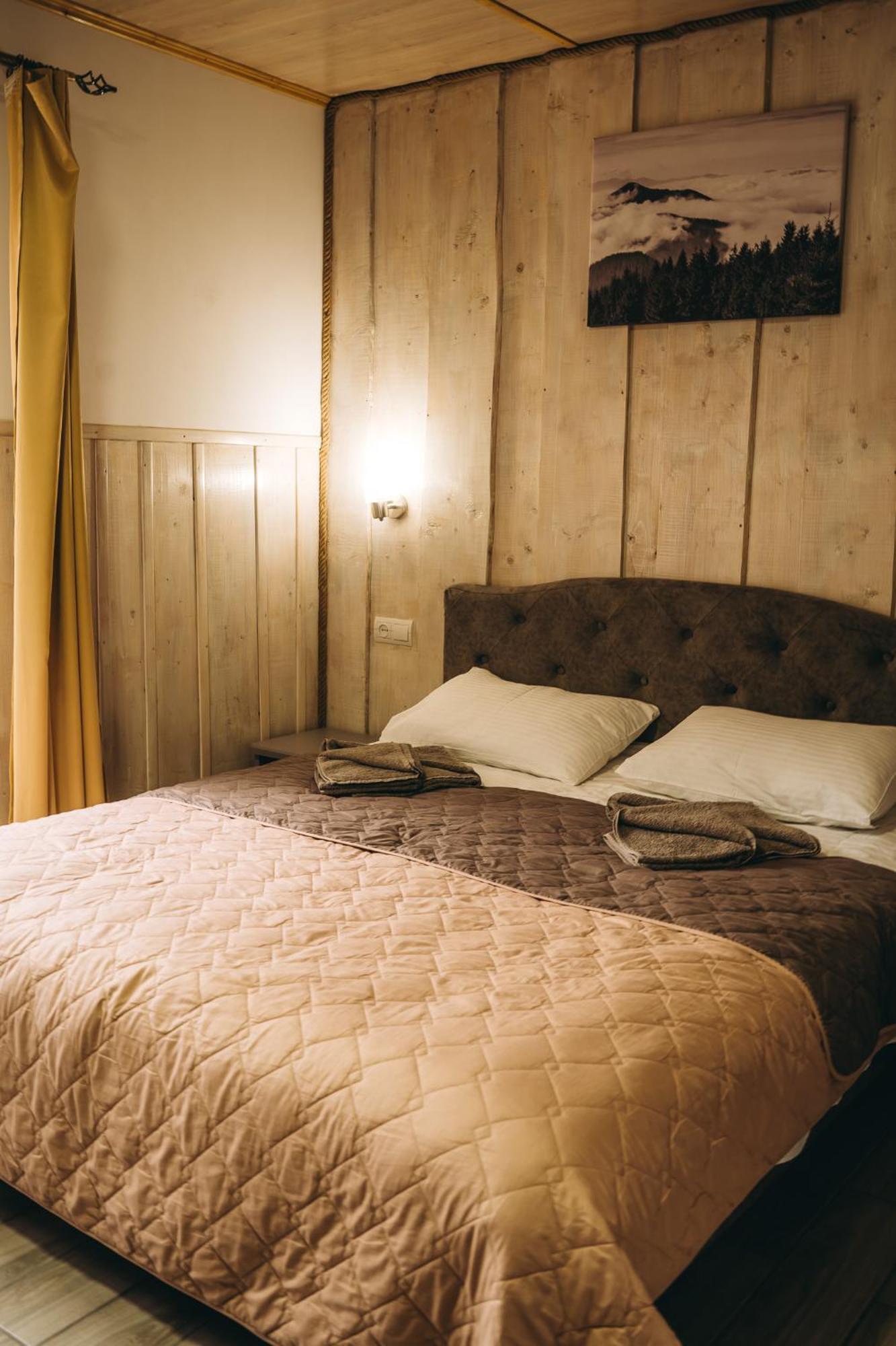 Sv Hotel&Camp Lazeshchyna Bagian luar foto