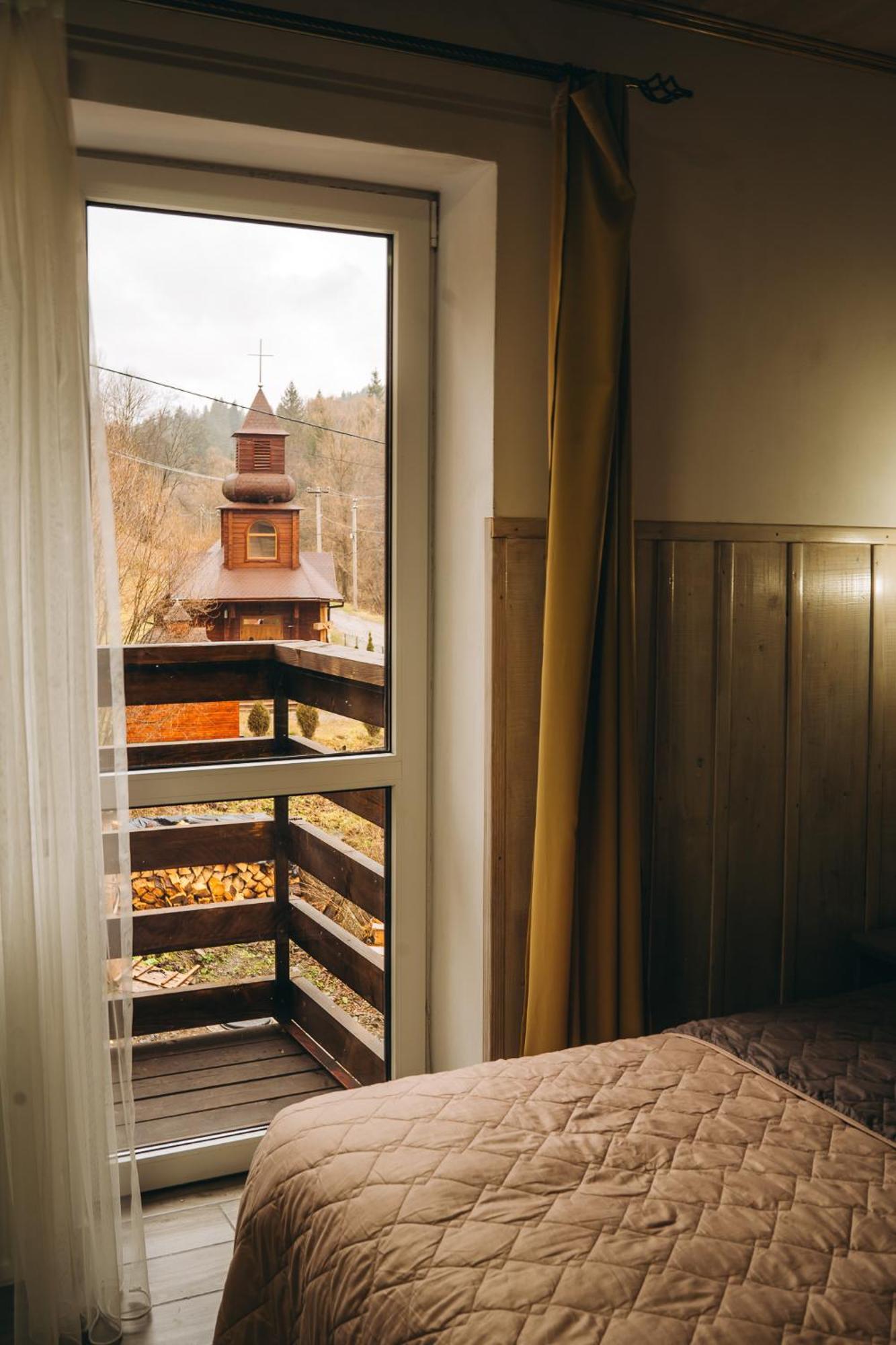 Sv Hotel&Camp Lazeshchyna Bagian luar foto