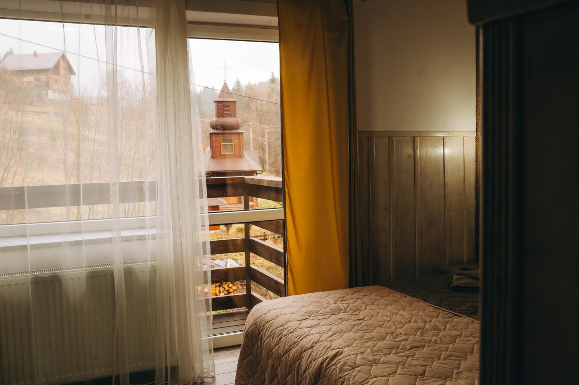 Sv Hotel&Camp Lazeshchyna Bagian luar foto