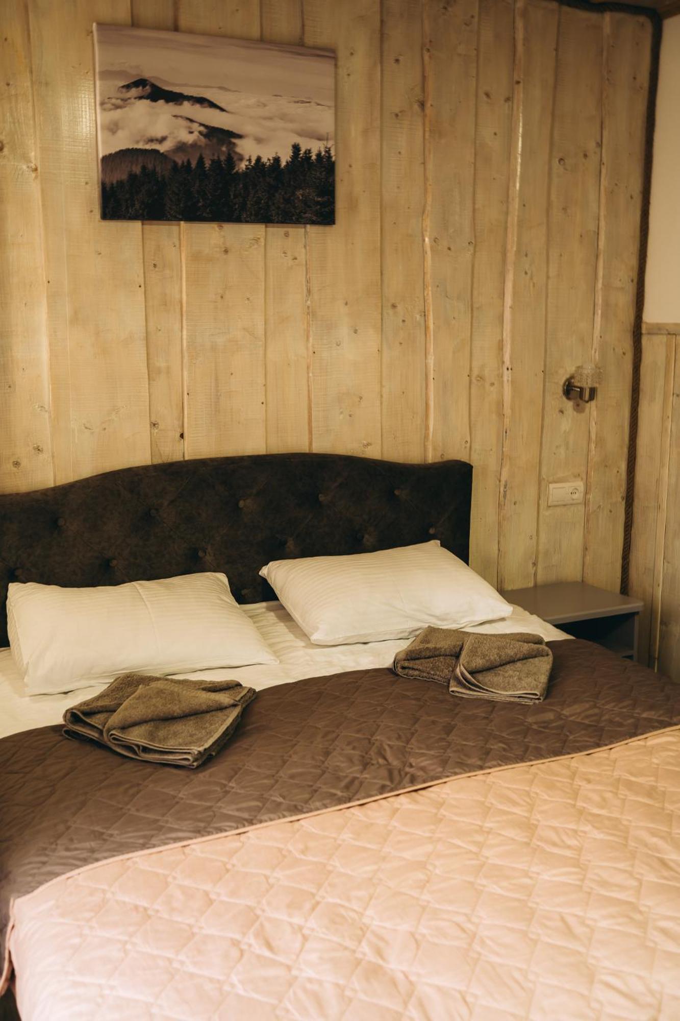 Sv Hotel&Camp Lazeshchyna Bagian luar foto