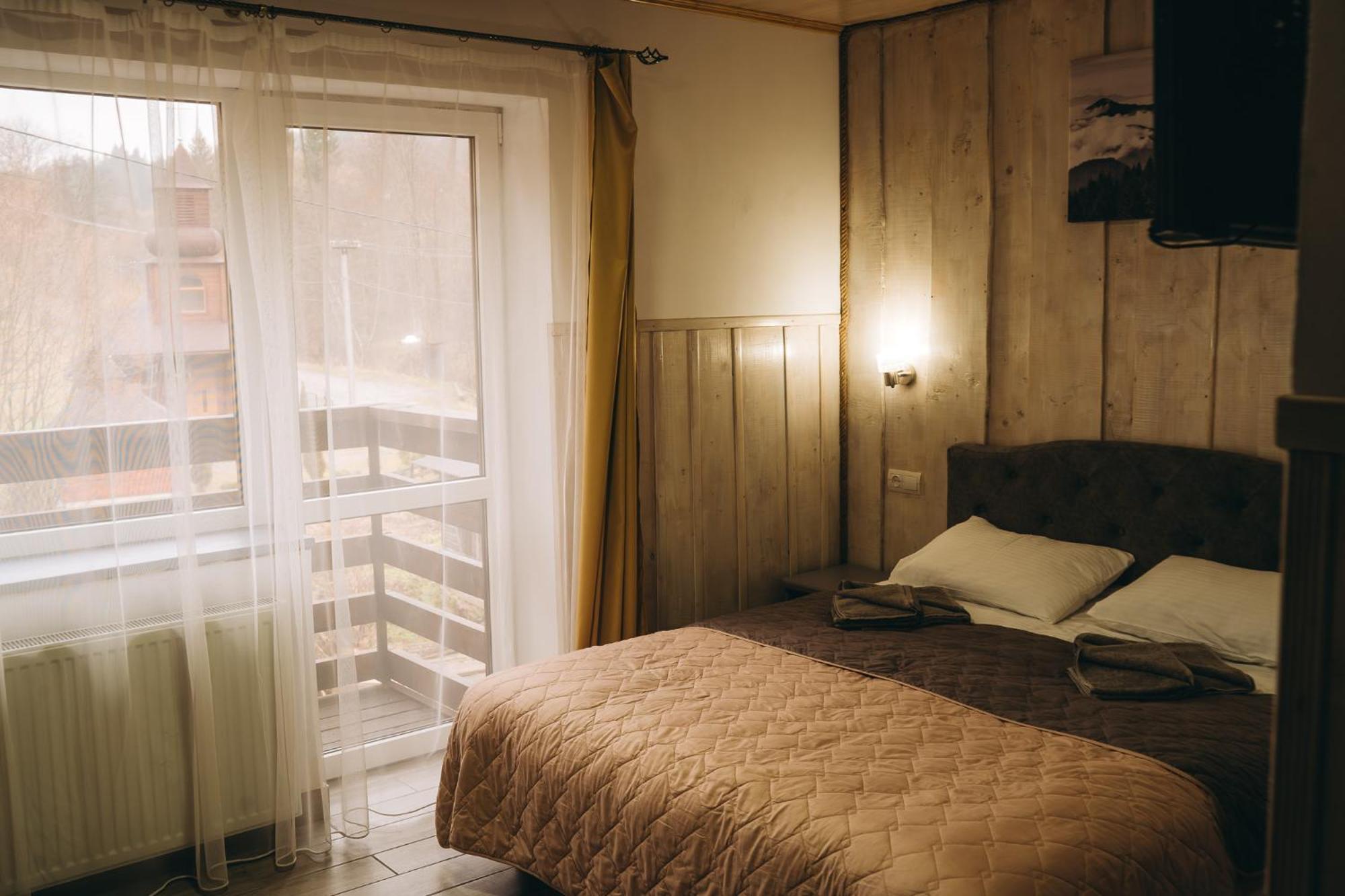 Sv Hotel&Camp Lazeshchyna Bagian luar foto