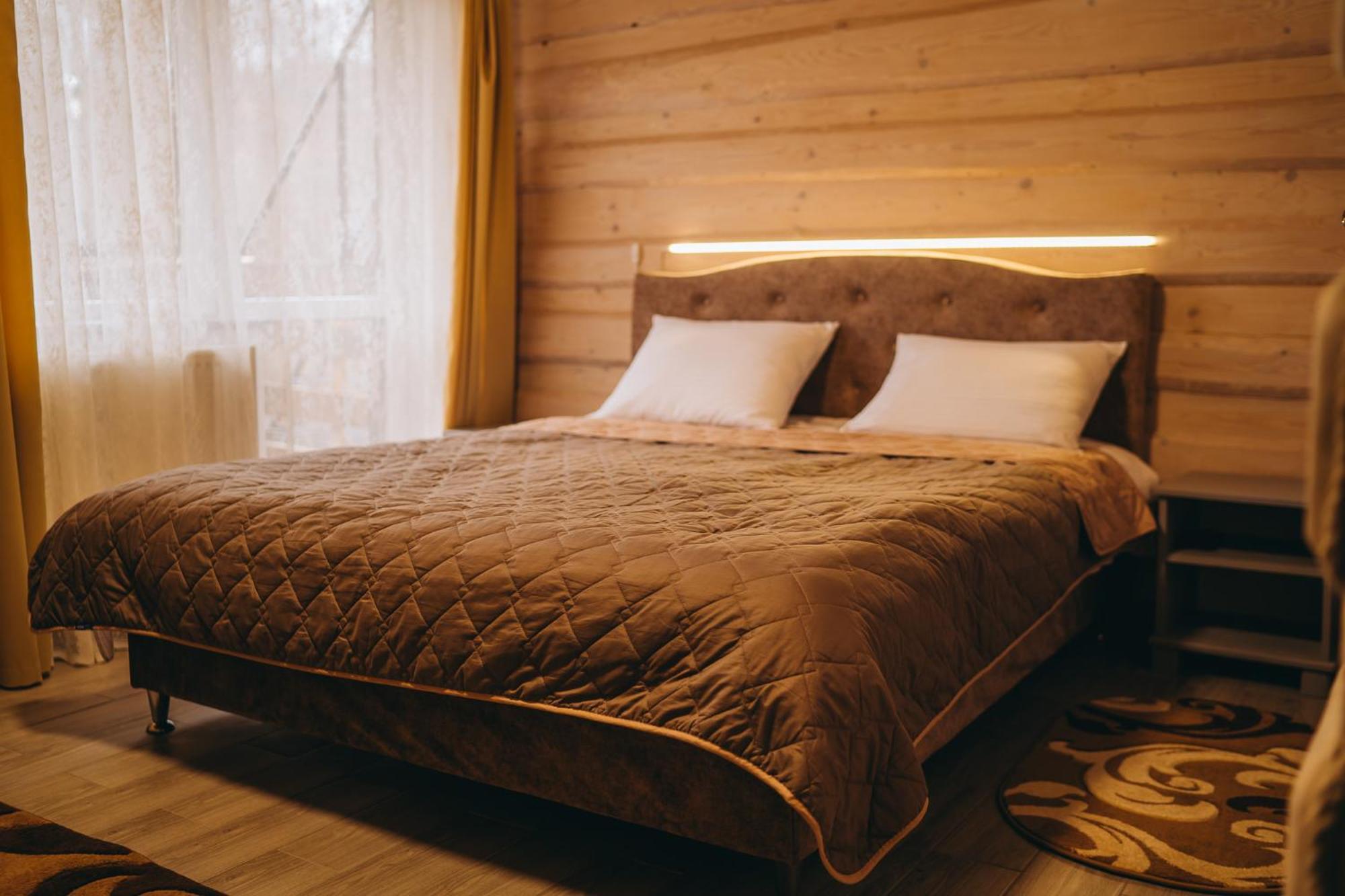 Sv Hotel&Camp Lazeshchyna Bagian luar foto