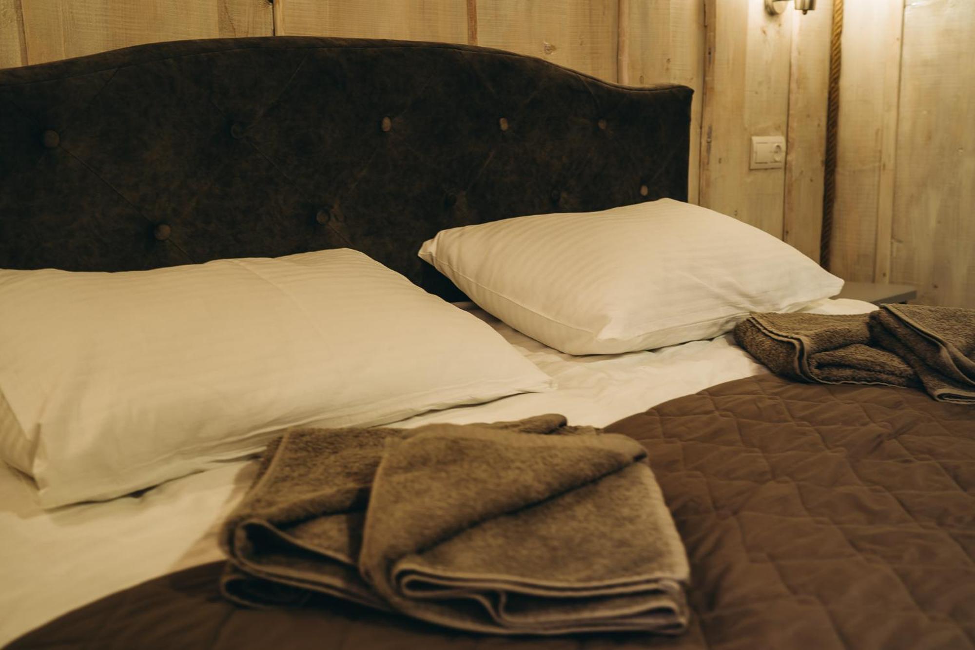 Sv Hotel&Camp Lazeshchyna Bagian luar foto